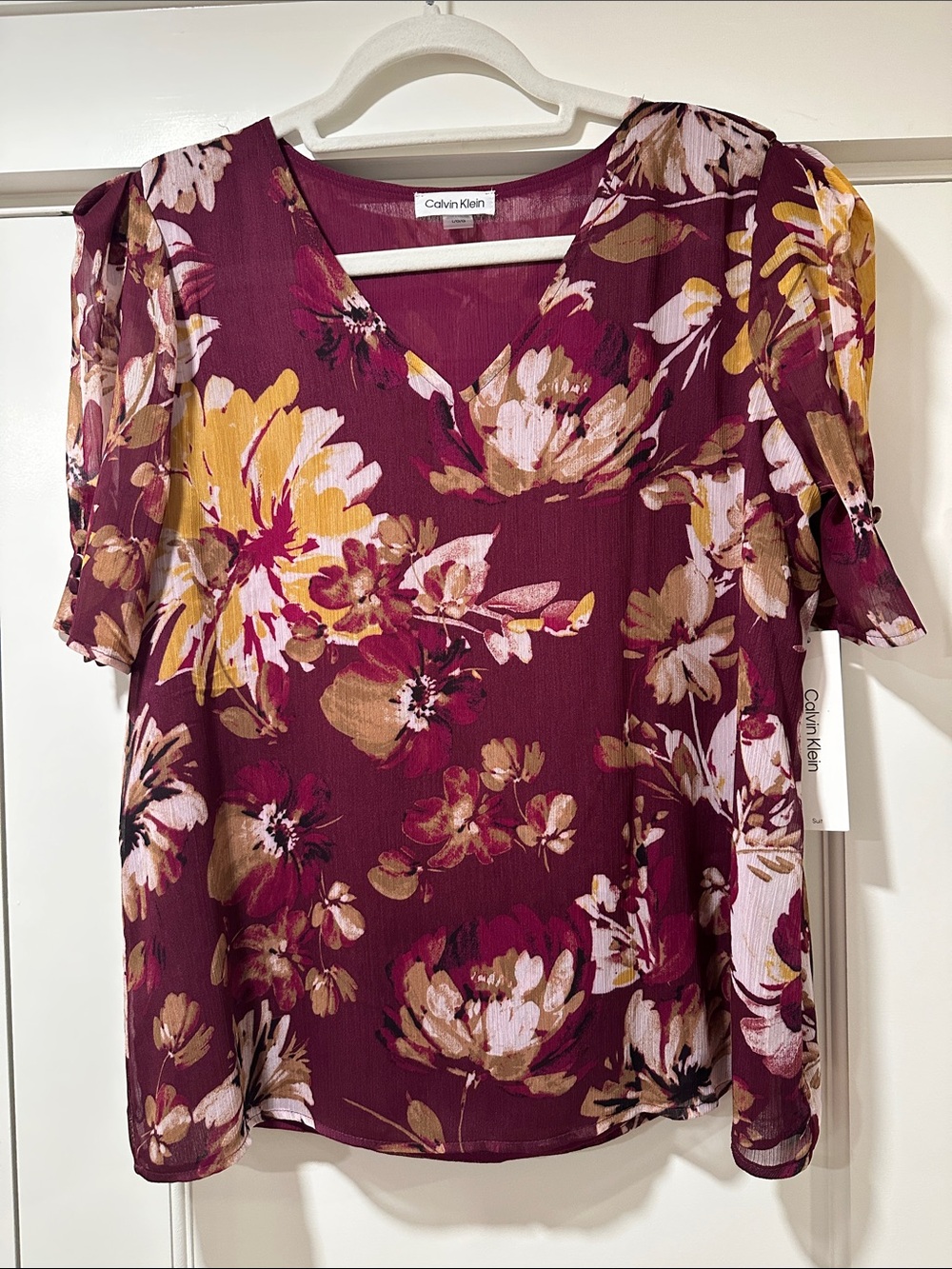 Calvin Klein Burgundy Floral V-Neck Puff Sleeve Top